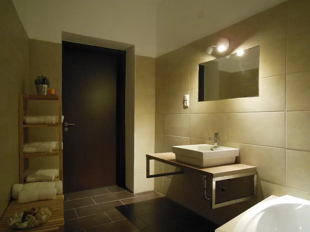 Kodaly Art Apartment Budapest
