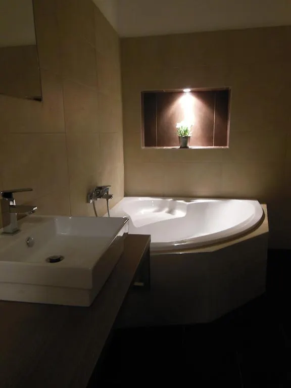 Kodaly Art Apartment Budapest