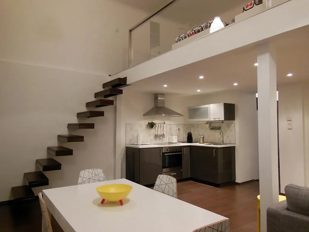 בודפשט Kodaly Art Apartment