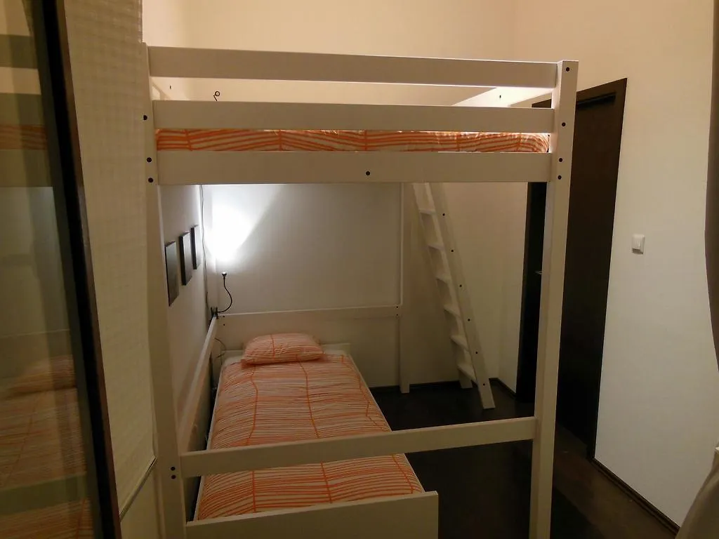 בודפשט Kodaly Art Apartment